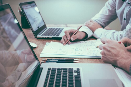 How to Write a Compelling Cover Letter with a Cover Letter Maker